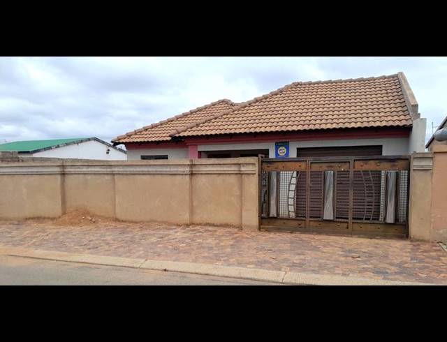 3 BEDROOM HOUSE FOR SALE IN GLEN RIDGE